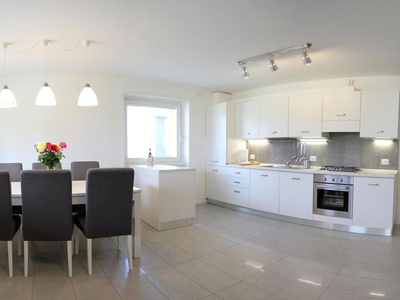 Residence Girasole Casa Gialla 科利科 外观 照片