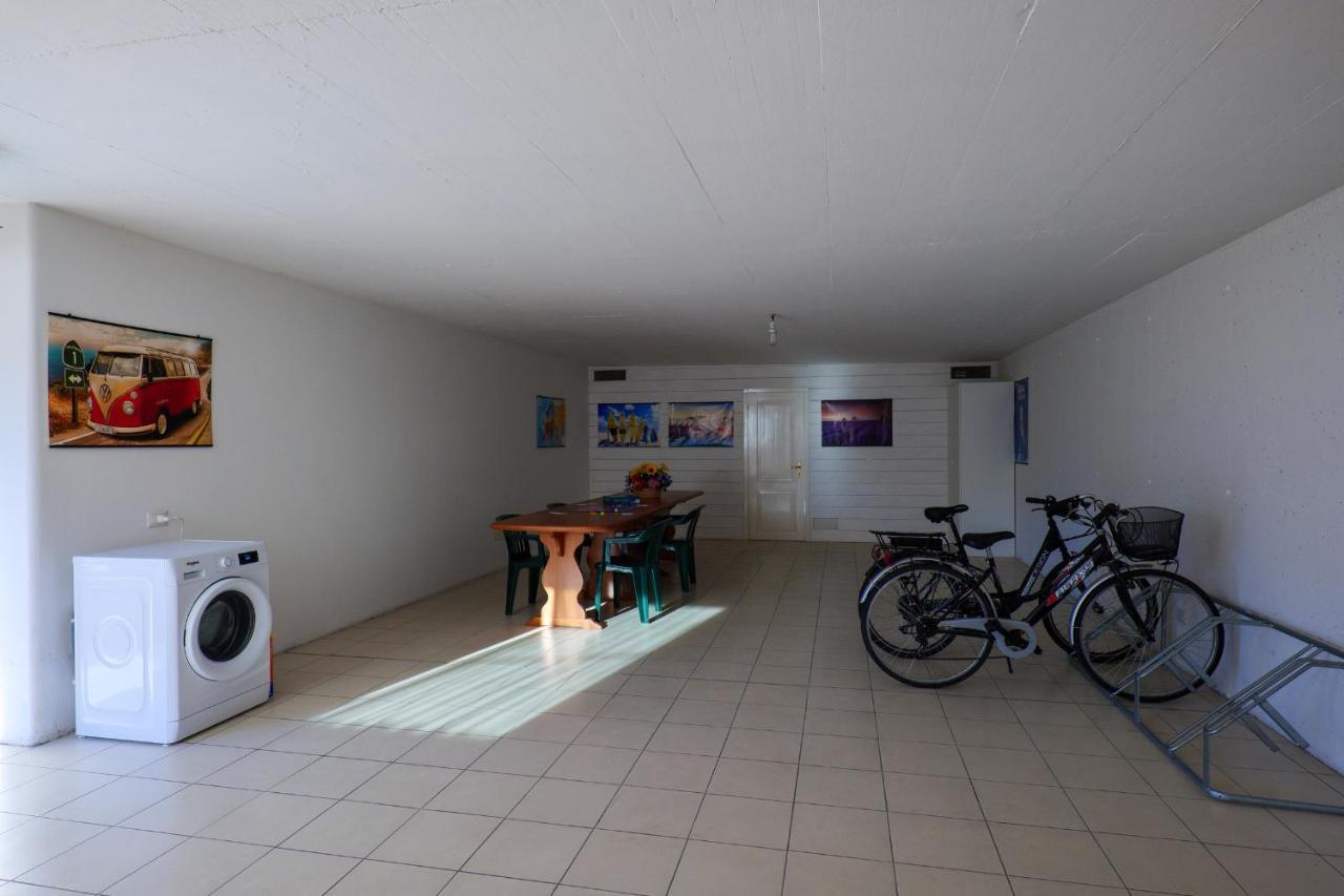 Residence Girasole Casa Gialla 科利科 外观 照片