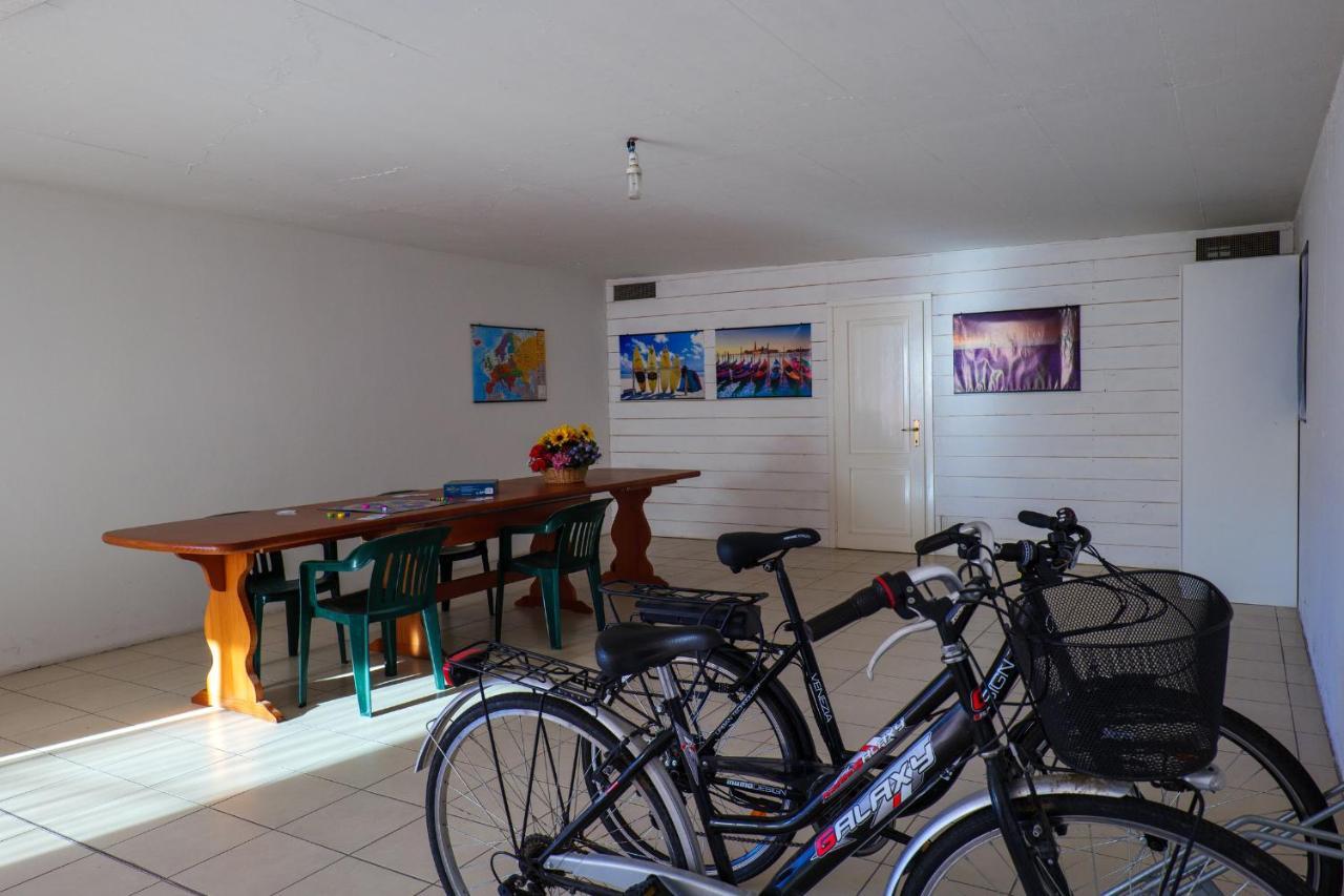 Residence Girasole Casa Gialla 科利科 外观 照片