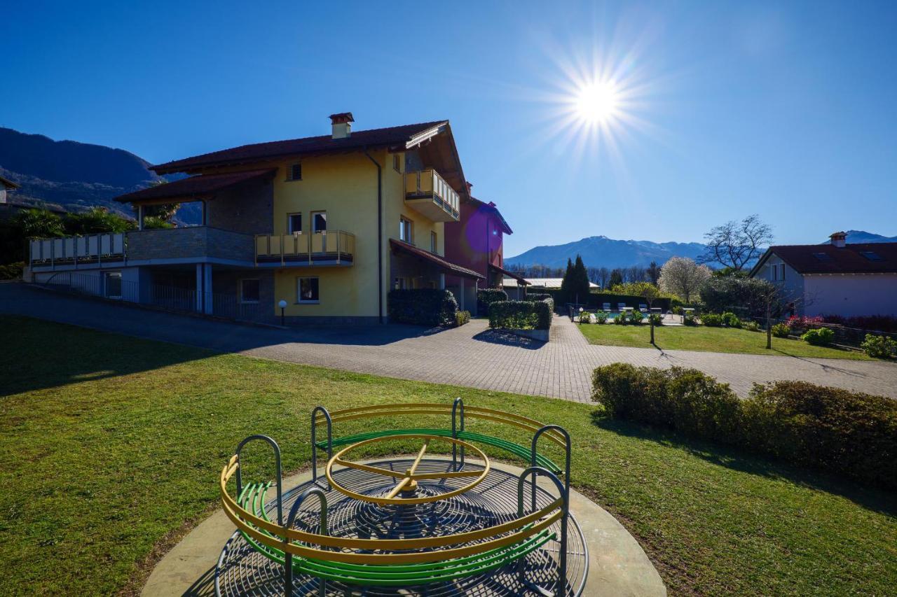 Residence Girasole Casa Gialla 科利科 外观 照片