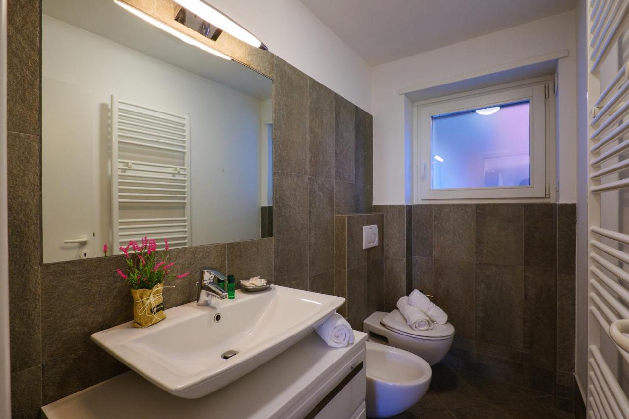 Residence Girasole Casa Gialla 科利科 外观 照片