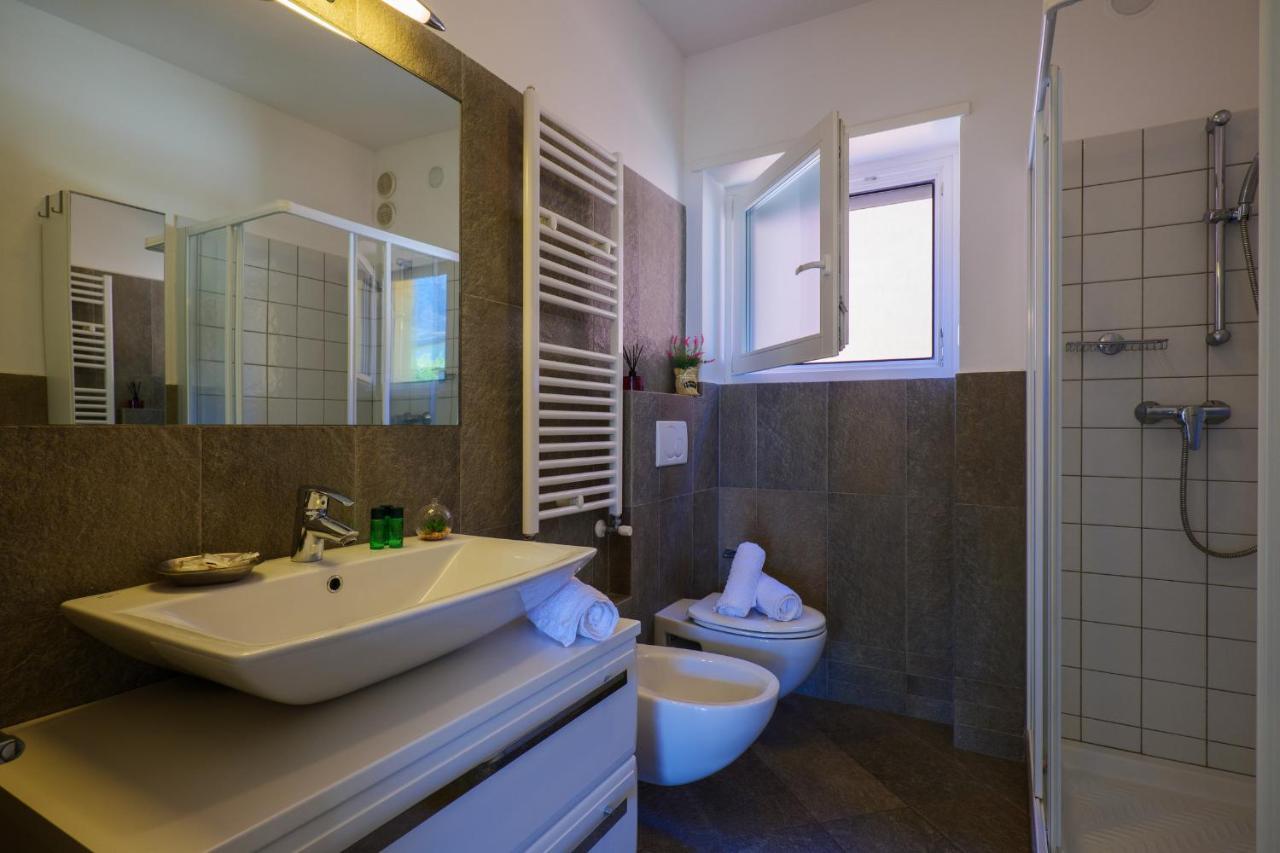 Residence Girasole Casa Gialla 科利科 外观 照片